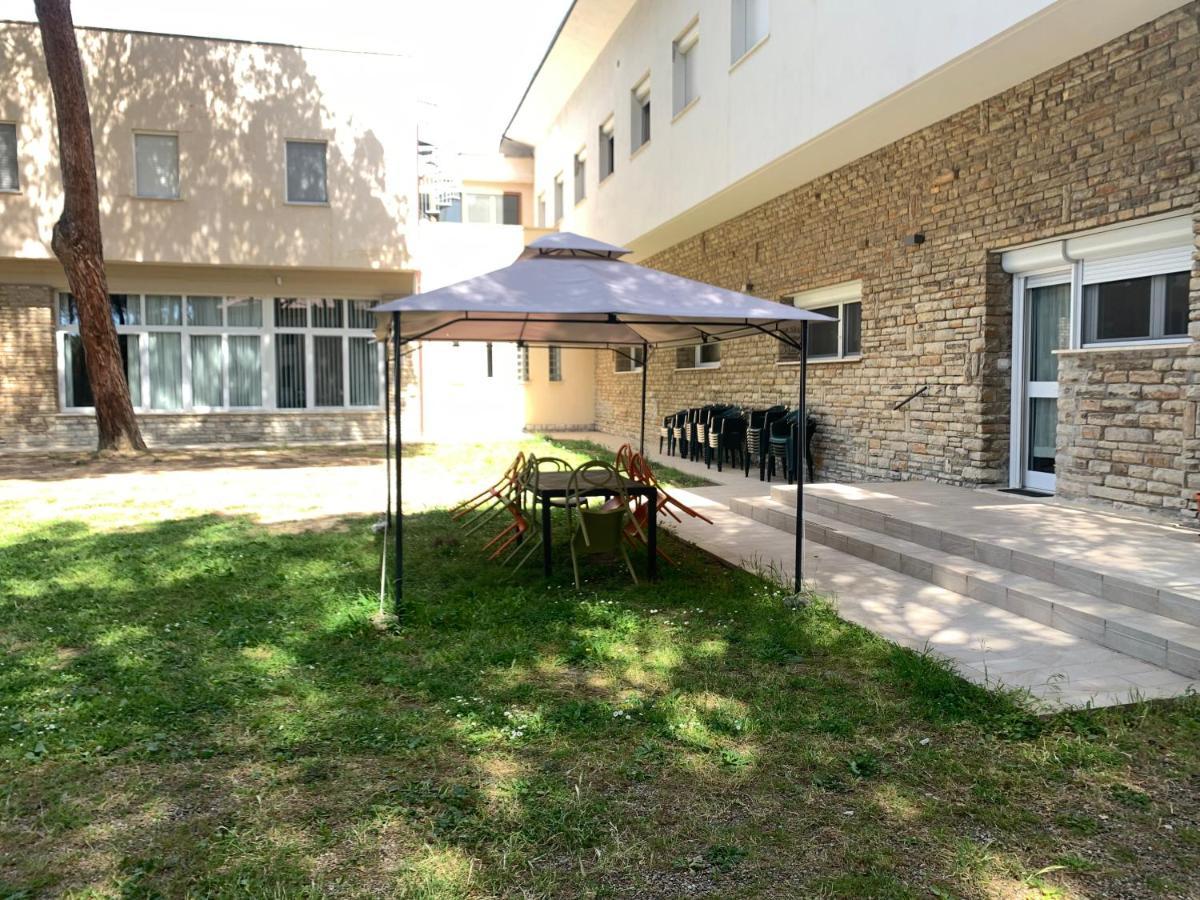 San Giuseppe Casa Per Ferie Hotel Quercianella Exterior foto